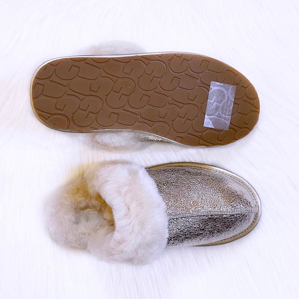 UGG Women’s Scuffette II Metallic Sparkle Soft Gold Leather Slippers - Picture 8 of 9